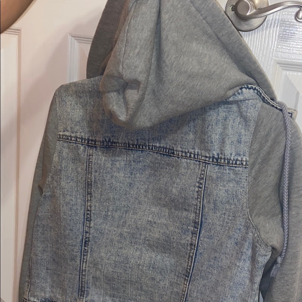 Jean Jacket ! - Picture 6 of 9
